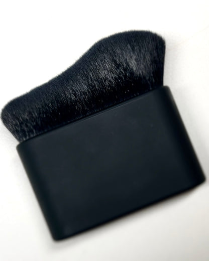 Tan perfecting brush